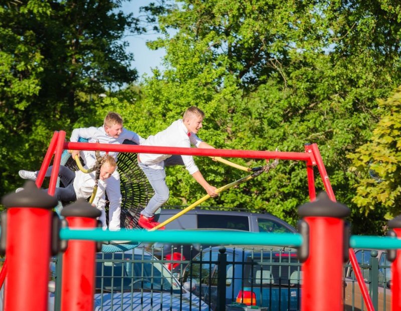 Buiten spelen camping de poppe 10